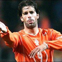 Bakal Dioperasi, Peluang Ruudtje Terancam