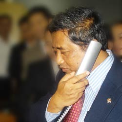 Promosi Tarif Murah, 3 Operator Seluler Diawasi