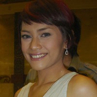 Dada Dibalut Korset, Masayu Susah Nafas