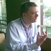 NTS Alokasikan US$ 500 Juta untuk 3.000 BTS Axis