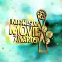 Vino Bastian Kebanjiran Piala