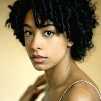 Berduka, Corinne Bailey Rae Minta Privasi