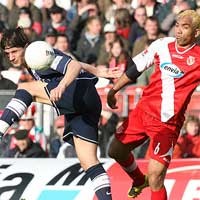 Cottbus Tinggalkan Zona Merah