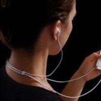 Pemutar Musik Digital, Asyik dan Berbahaya