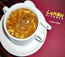 Terbakar Szechuan Chili Shrimp yang Puedes