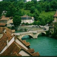 Berne, dari Einstein Sampai Toblerone