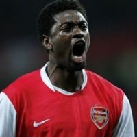 Adebayor Ingin Memori di Milan