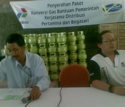 Pedagang Mie Ayam Dapat Kompor Gas Konversi Gratis