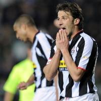 Media Italia Berkampanye untuk Alex