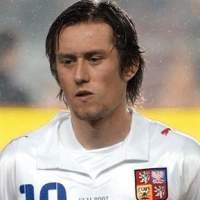 Demi Euro, Rosicky Dirawat di Rumah