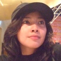 Francine Roosenda Ingin Wawancara Sadam Husein