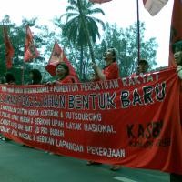 Buruh Jangan Buru-buru Nikah