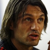 Saatnya Pensiun, Maldini?