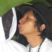 Ringgo Agus Senang Cium-cium