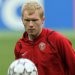 Scholes Gabung Klub 100
