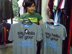 Anonim, Satu Distro Seratus Merek