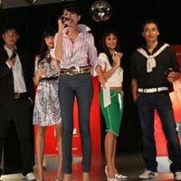 Kolaborasi Fesyen dan Teknologi