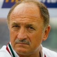 Scolari Fokus ke Portugal