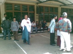 Guru AS Diperiksa, 40 Guru Beri Dukungan Moral