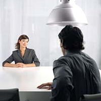 Atasi Gugup Saat Wawancara Kerja