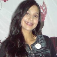 Ayu Azhari: Terkenal dan Cantik Tidak Cukup