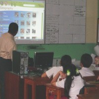 Komputer Pembantu Guru Pancing Gairah Siswa