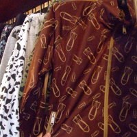 Asyiknya Bergaya Dengan Jaket Full Print