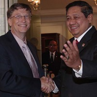 Setelah SBY, Gates Berpaling ke JK