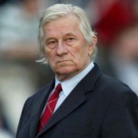 Radang Paru-Paru Hadang Bruckner