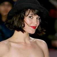 Ciuman Daniel Craig Bikin Gadis Bond Malu