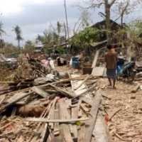 Ingin Bantu Korban Topan Myanmar? Ngenet Saja!