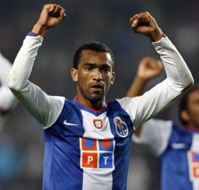 Bosingwa Tambah Kekuatan Chelsea