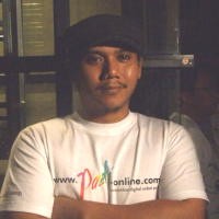 Fadly Padi Tinggal Istri Melahirkan