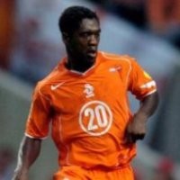 Seedorf Tampik Panggilan Van Basten