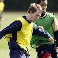 Hleb: London Terlalu Bising
