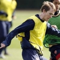 Cegah Eksodus dengan Uang, Arsenal