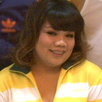 Tika Pangabean Cuek Tanpa Make-up