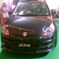 Suzuki Investasi Rp 500 Miliar untuk SX4 dan Baleno