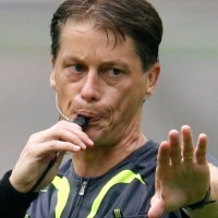 Dipimpin Wasit Musuh Chelsea