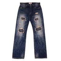 Kenang Perang Dunia II dengan Levis 501