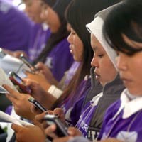 Rekor SMS Nonstop Pecah di Bandung