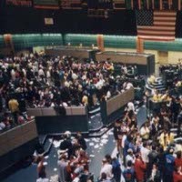 Minyak Melaju Cepat ke US$ 135