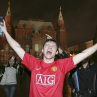 Pesta di Manchester, Rusuh di London