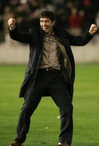 Santander Ditinggal Pelatihnya