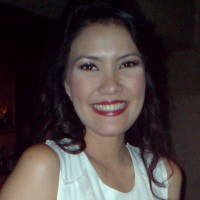 Ditatap Suami, Becky Tumewu Merasa Cantik