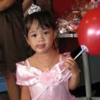 Florencia Luna Sarasvati, 2,2 Tahun; Perempuan; f