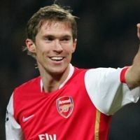 Hleb Tinggalkan Arsenal 