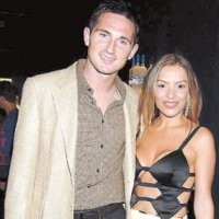 Lampard Berduaan, Tunangannya Lepas Cincin