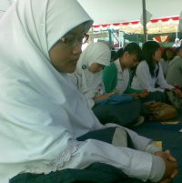 BBM Naik, Siswa SMA 9 Pilih Istighasah daripada Demo