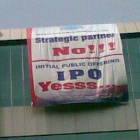 KS Paling Tepat IPO 2008 